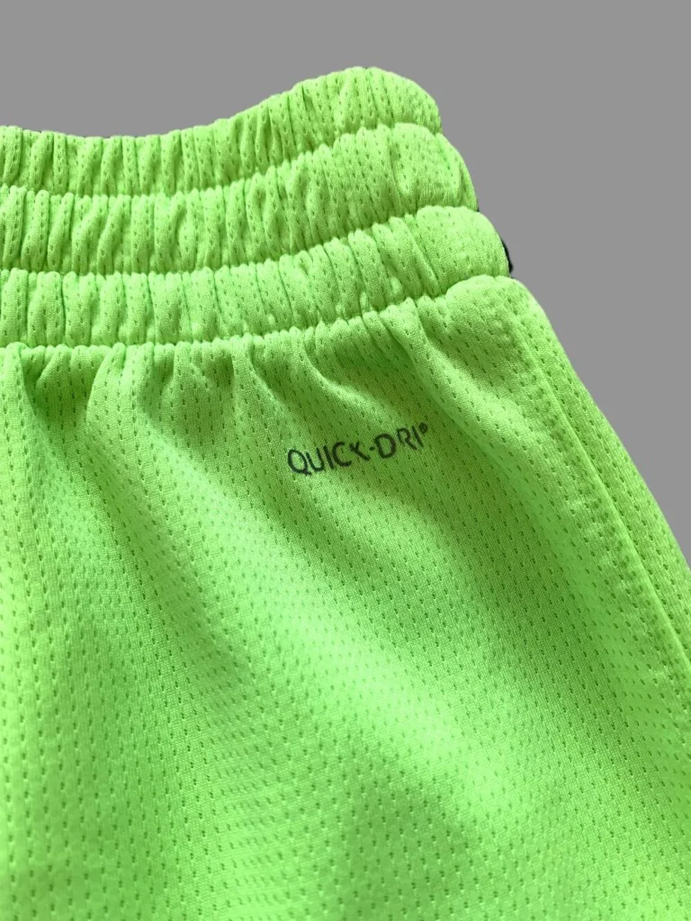 Xersion Active Short Men Neon Yellow Adjustable Waist Size M
